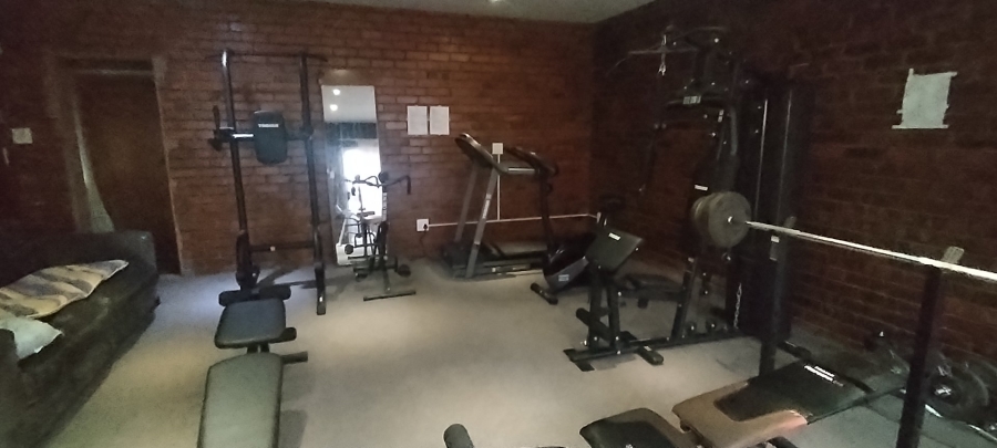 3 Bedroom Property for Sale in Riebeeckstad Free State